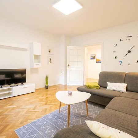 Ferienwohnung Zum Wohlfuehlen Essen Exterior photo